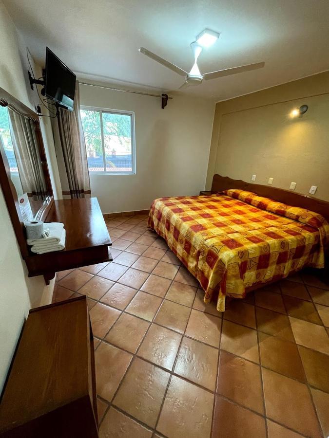 Hotel Bugambilias Oaxaca Экстерьер фото