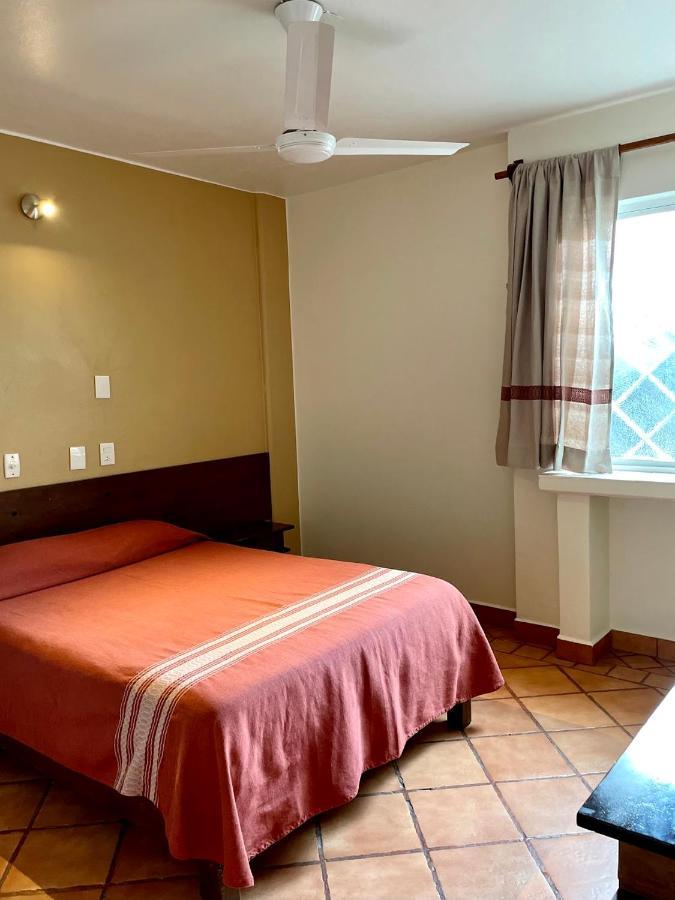 Hotel Bugambilias Oaxaca Экстерьер фото