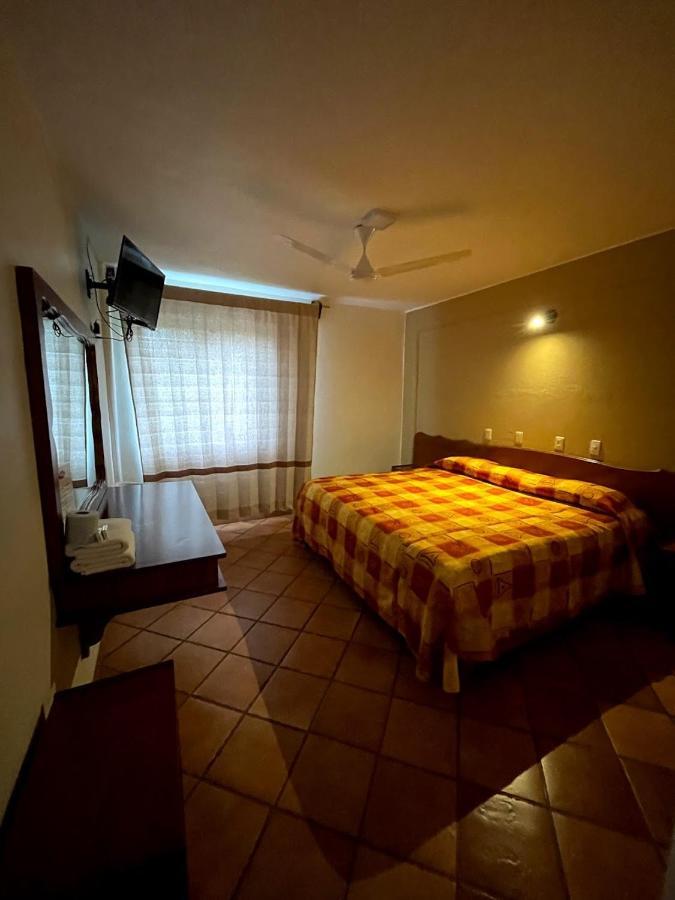 Hotel Bugambilias Oaxaca Экстерьер фото